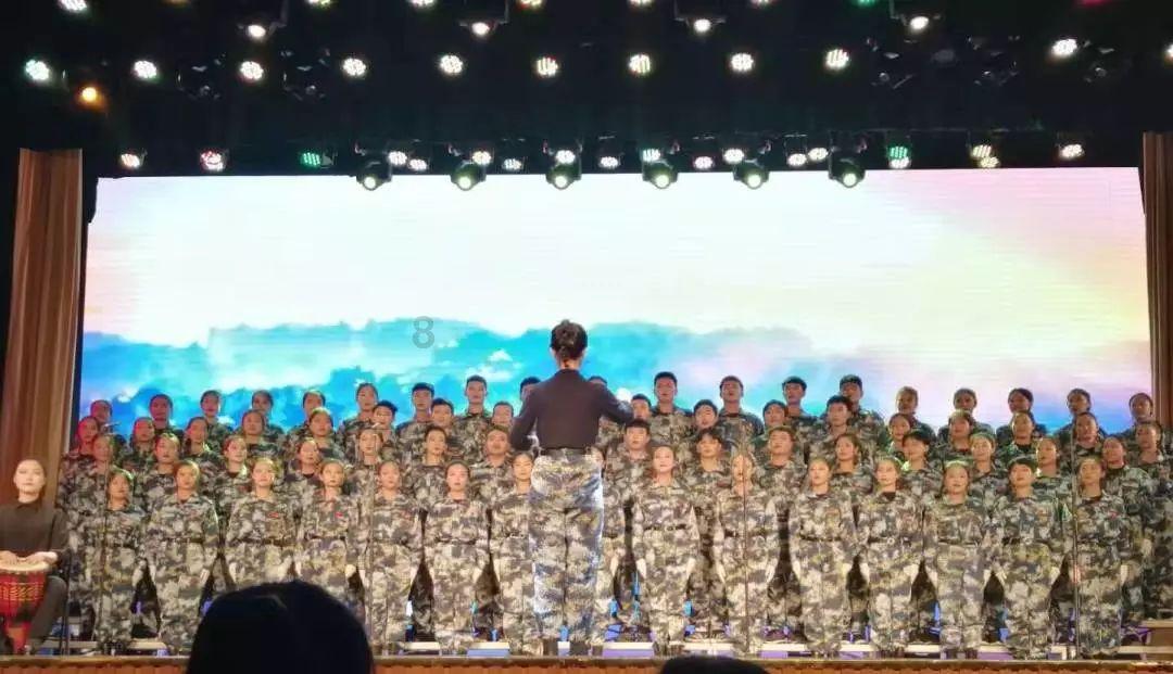 这里有《繁花》《流浪地球》,快来抢“鲜”读!