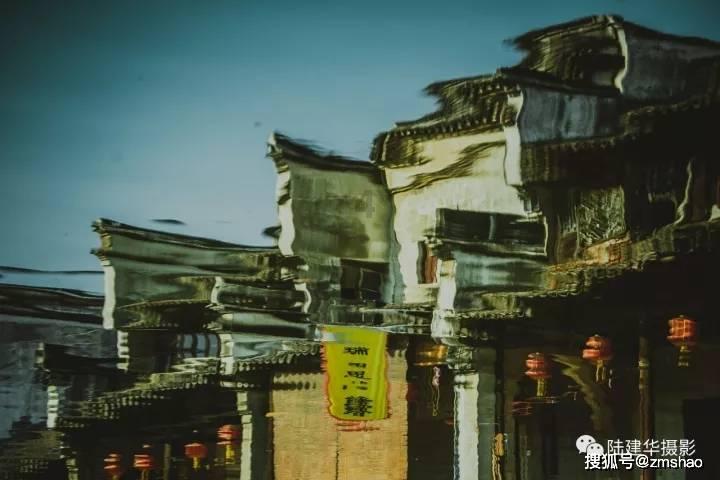 跑步“画”龙迎新春
